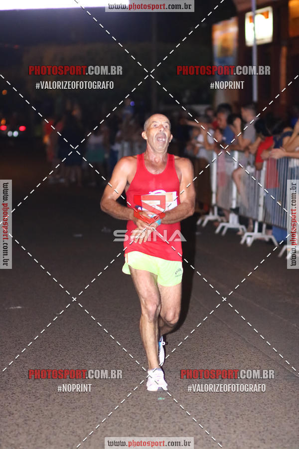 Achetez vos photos de l'vnement70 CORRIDA DE BRODOWSKI sur Fotop