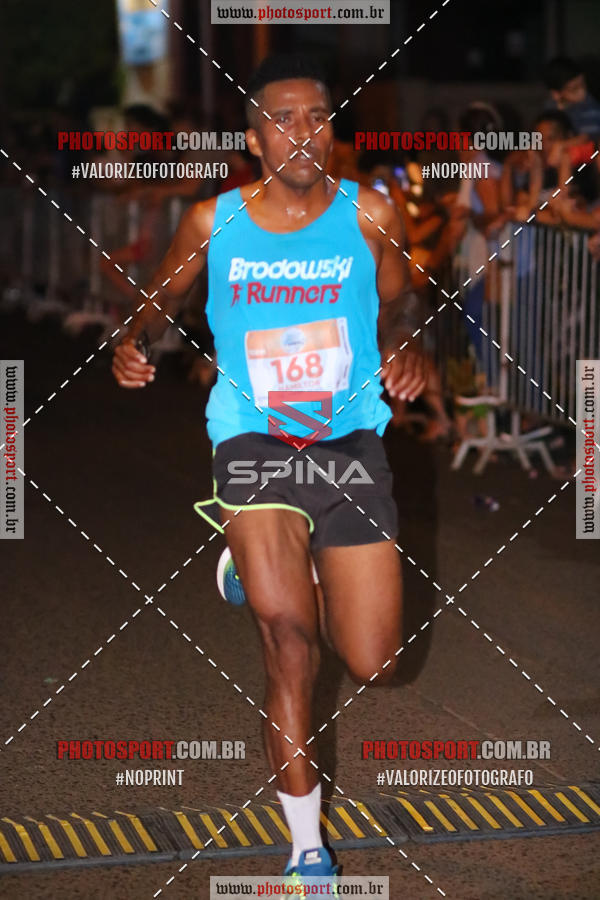 Achetez vos photos de l'vnement70 CORRIDA DE BRODOWSKI sur Fotop