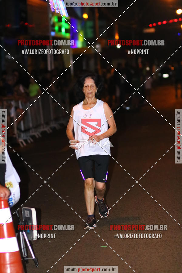 Achetez vos photos de l'vnement70 CORRIDA DE BRODOWSKI sur Fotop