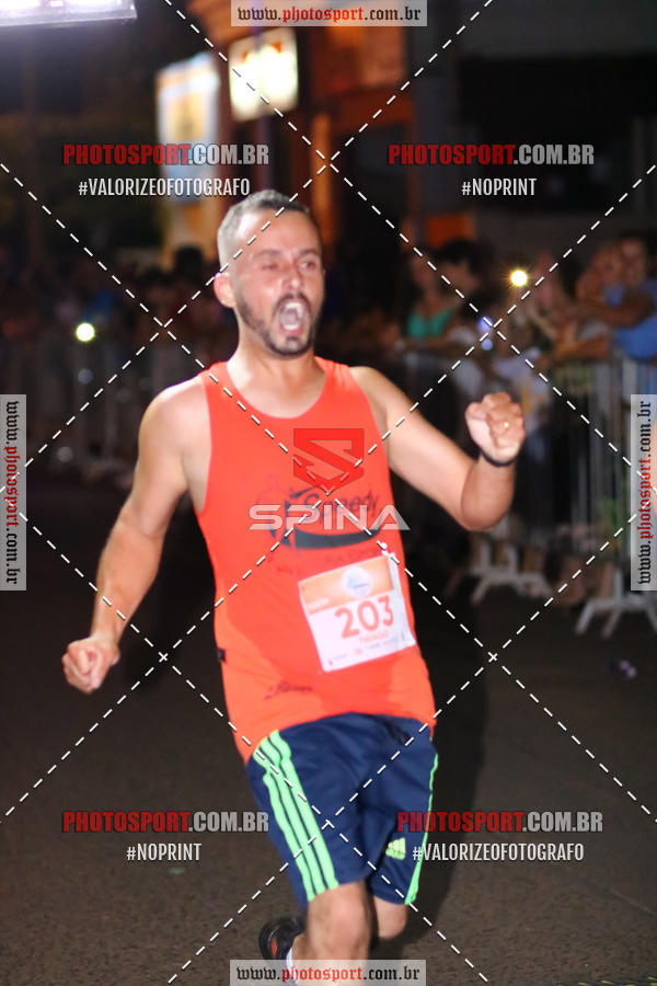 Achetez vos photos de l'vnement70 CORRIDA DE BRODOWSKI sur Fotop