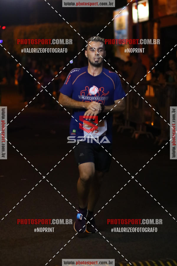 Achetez vos photos de l'vnement70 CORRIDA DE BRODOWSKI sur Fotop