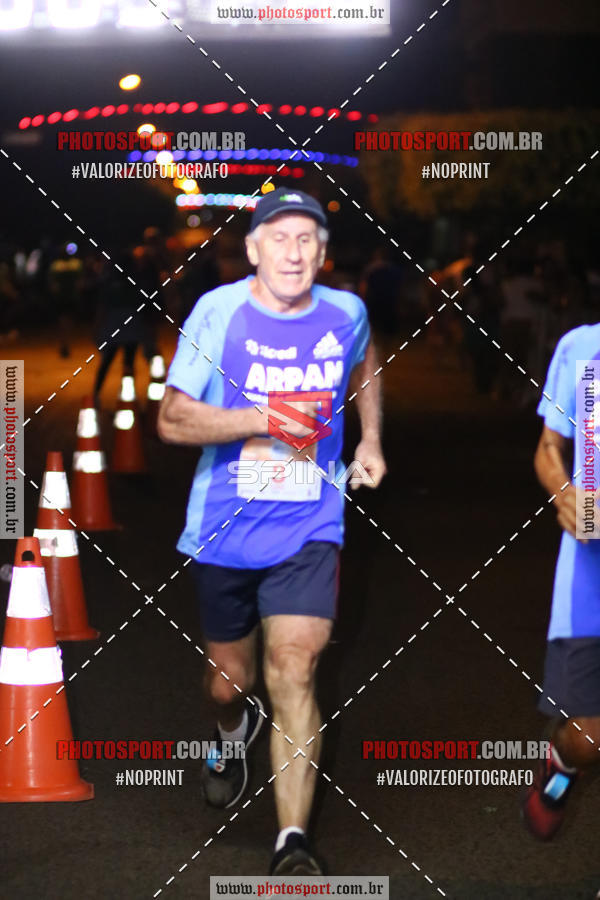 Achetez vos photos de l'vnement70 CORRIDA DE BRODOWSKI sur Fotop