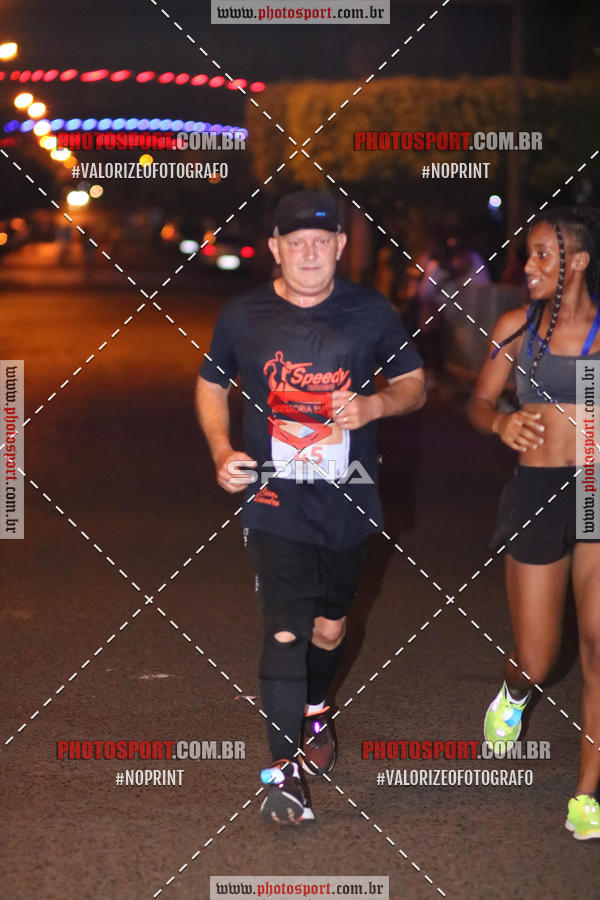 Buy your photos of the event70 CORRIDA DE BRODOWSKI on Fotop