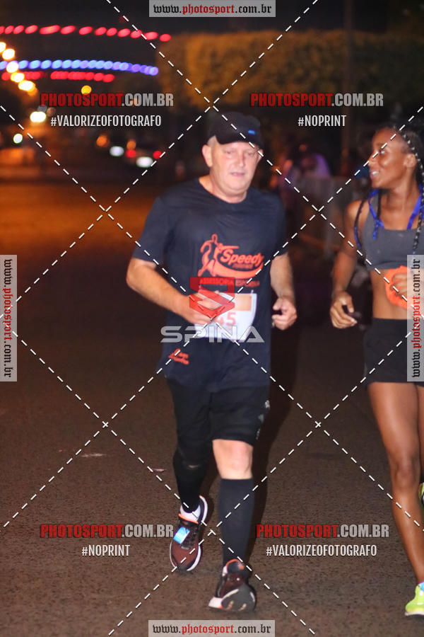 Buy your photos of the event70 CORRIDA DE BRODOWSKI on Fotop