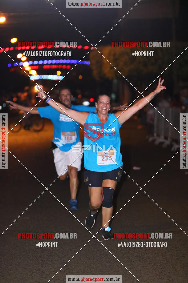 Buy your photos of the event70 CORRIDA DE BRODOWSKI on Fotop
