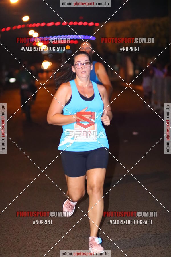 Buy your photos of the event70 CORRIDA DE BRODOWSKI on Fotop