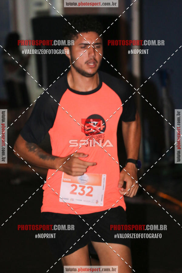 Buy your photos of the event70 CORRIDA DE BRODOWSKI on Fotop