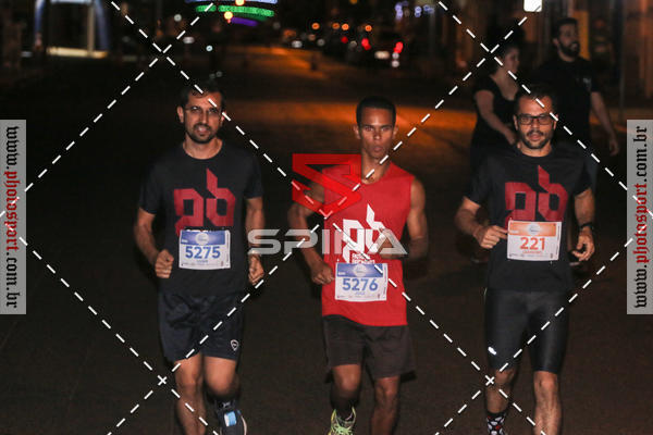 Buy your photos of the event70 CORRIDA DE BRODOWSKI on Fotop