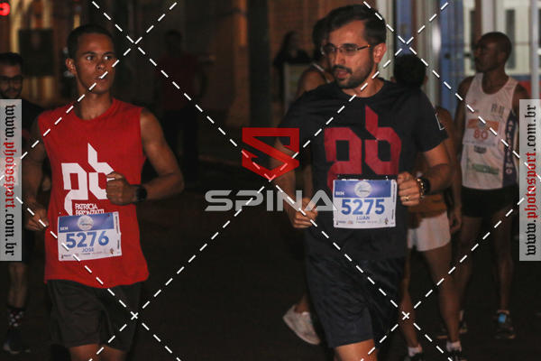 Buy your photos of the event70 CORRIDA DE BRODOWSKI on Fotop