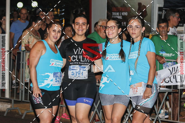 Buy your photos of the event70 CORRIDA DE BRODOWSKI on Fotop