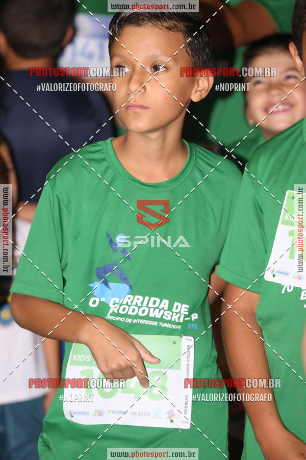 Buy your photos of the event70 CORRIDA DE BRODOWSKI on Fotop