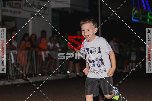 Buy your photos of the event70 CORRIDA DE BRODOWSKI on Fotop