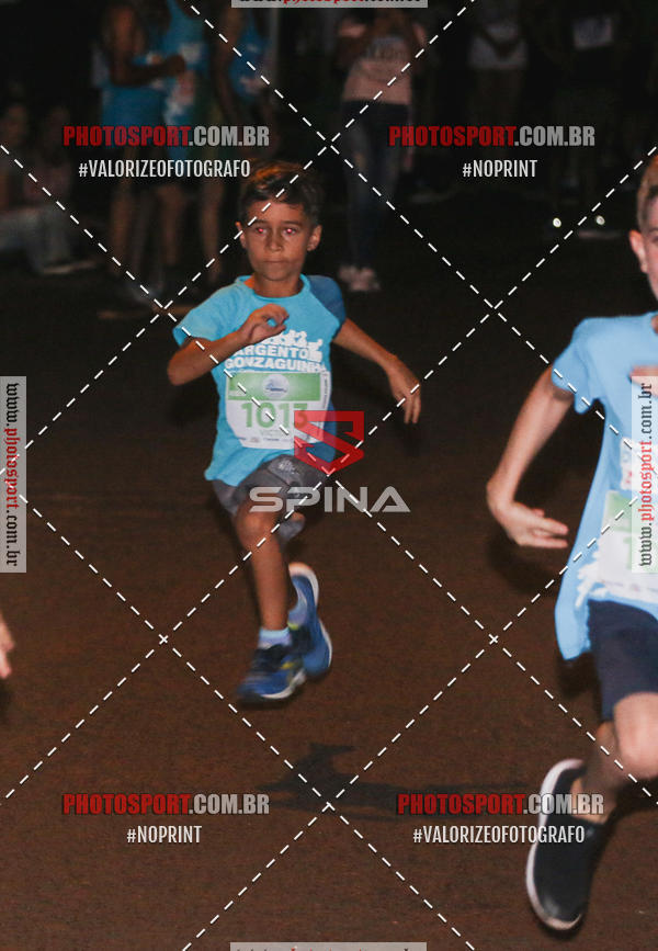Buy your photos of the event70 CORRIDA DE BRODOWSKI on Fotop