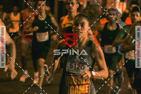 Buy your photos of the event70 CORRIDA DE BRODOWSKI on Fotop