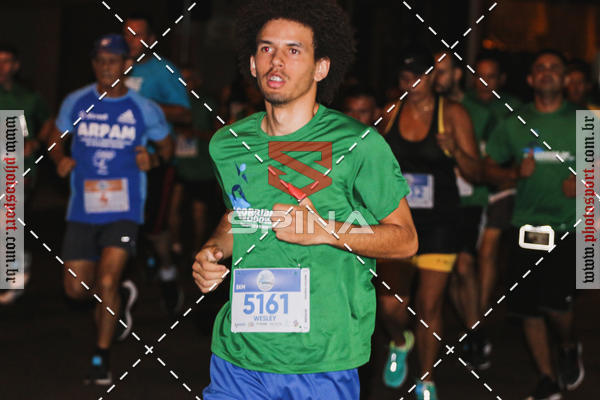 Buy your photos of the event70 CORRIDA DE BRODOWSKI on Fotop