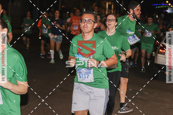 Buy your photos of the event70 CORRIDA DE BRODOWSKI on Fotop