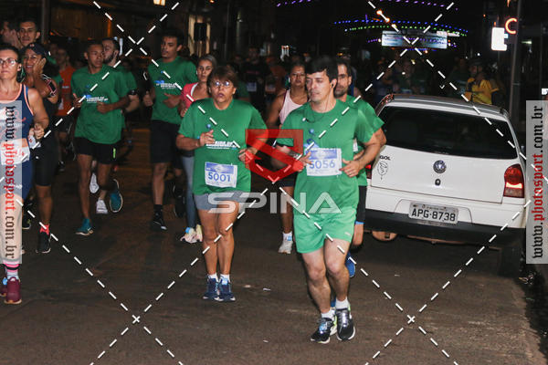 Buy your photos of the event70 CORRIDA DE BRODOWSKI on Fotop