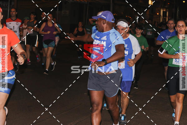 Buy your photos of the event70 CORRIDA DE BRODOWSKI on Fotop