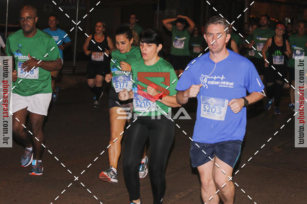Buy your photos of the event70 CORRIDA DE BRODOWSKI on Fotop
