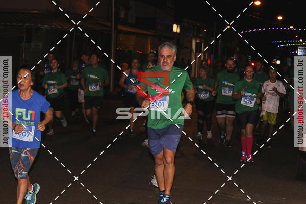 Buy your photos of the event70 CORRIDA DE BRODOWSKI on Fotop