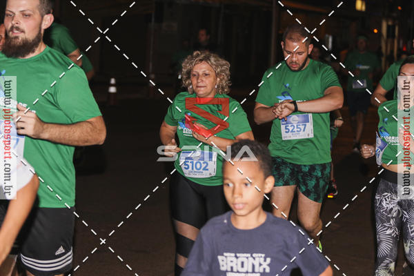 Buy your photos of the event70 CORRIDA DE BRODOWSKI on Fotop