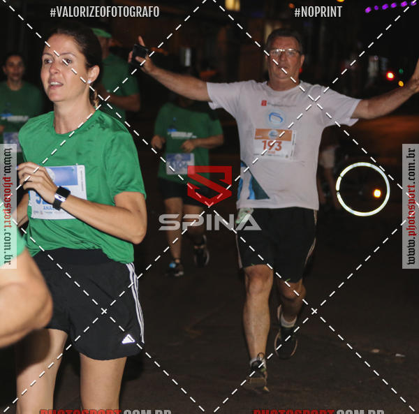 Buy your photos of the event70 CORRIDA DE BRODOWSKI on Fotop