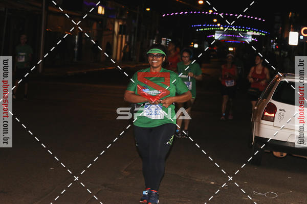 Buy your photos of the event70 CORRIDA DE BRODOWSKI on Fotop