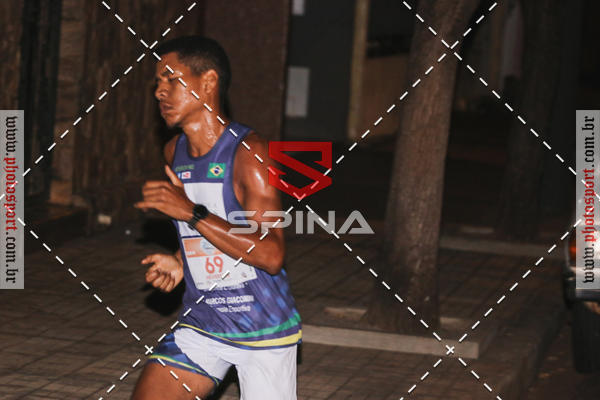 Buy your photos of the event70 CORRIDA DE BRODOWSKI on Fotop
