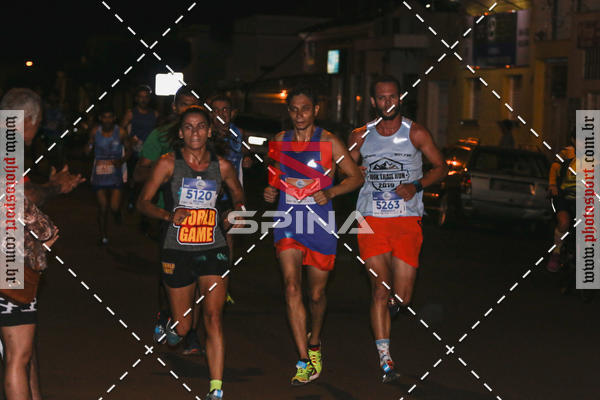 Buy your photos of the event70 CORRIDA DE BRODOWSKI on Fotop