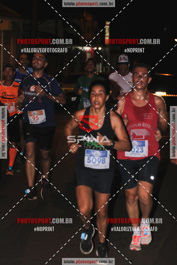 Buy your photos of the event70 CORRIDA DE BRODOWSKI on Fotop