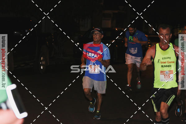 Buy your photos of the event70 CORRIDA DE BRODOWSKI on Fotop