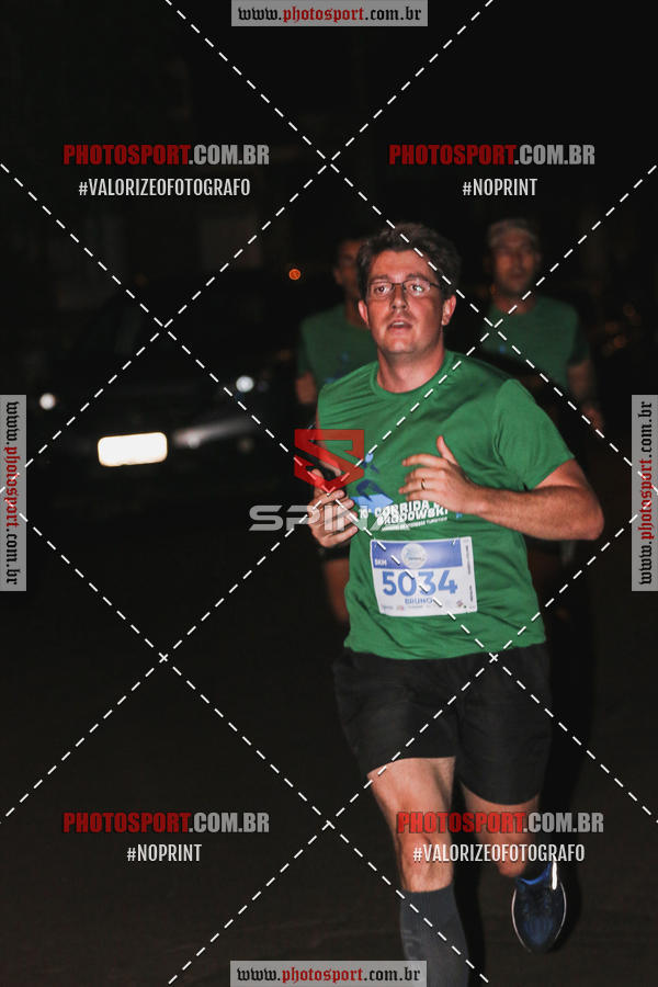 Buy your photos of the event70 CORRIDA DE BRODOWSKI on Fotop