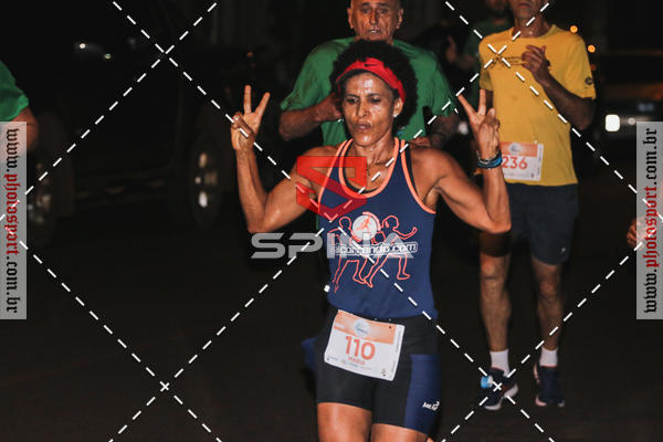 Buy your photos of the event70 CORRIDA DE BRODOWSKI on Fotop