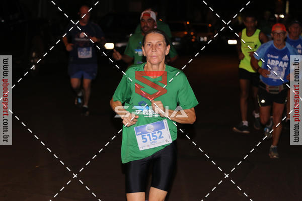 Buy your photos of the event70 CORRIDA DE BRODOWSKI on Fotop