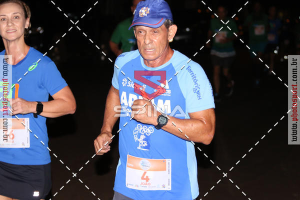 Buy your photos of the event70 CORRIDA DE BRODOWSKI on Fotop