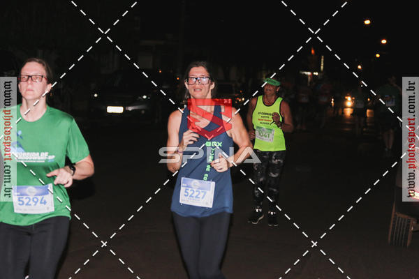 Buy your photos of the event70 CORRIDA DE BRODOWSKI on Fotop