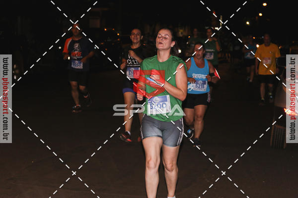 Buy your photos of the event70 CORRIDA DE BRODOWSKI on Fotop