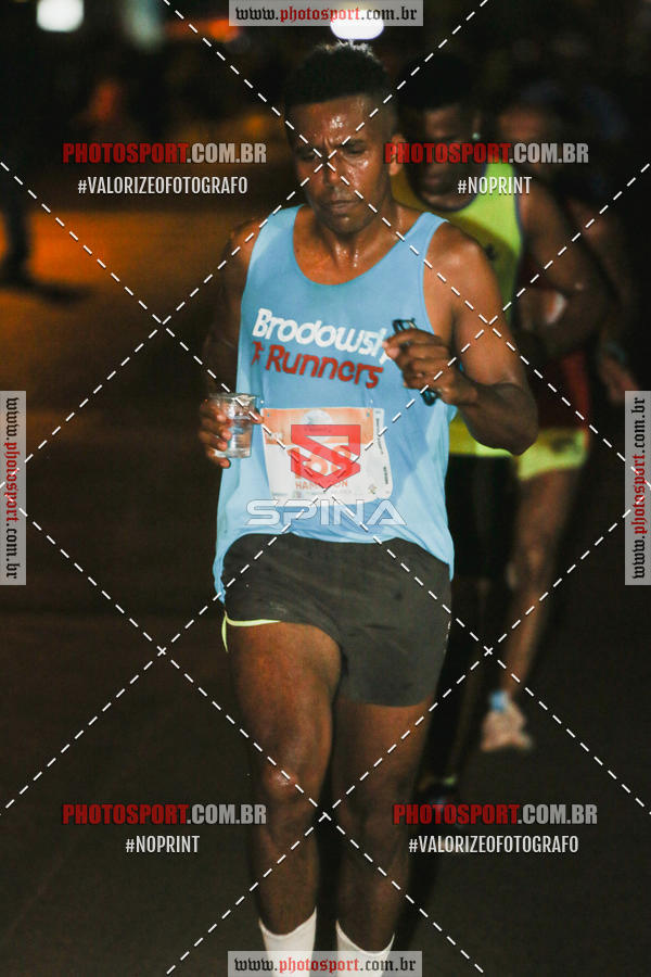 Buy your photos of the event70 CORRIDA DE BRODOWSKI on Fotop