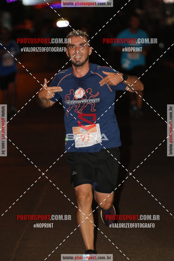 Buy your photos of the event70 CORRIDA DE BRODOWSKI on Fotop