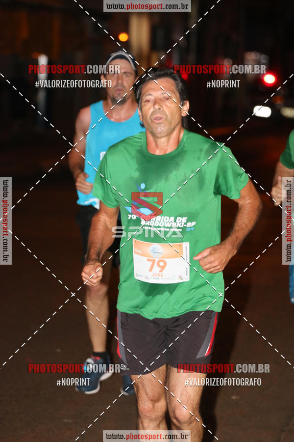 Buy your photos of the event70 CORRIDA DE BRODOWSKI on Fotop