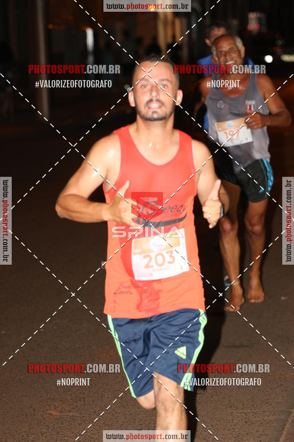 Buy your photos of the event70 CORRIDA DE BRODOWSKI on Fotop