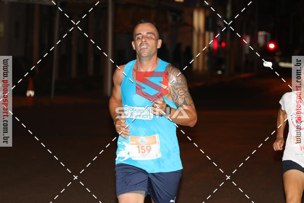 Buy your photos of the event70 CORRIDA DE BRODOWSKI on Fotop