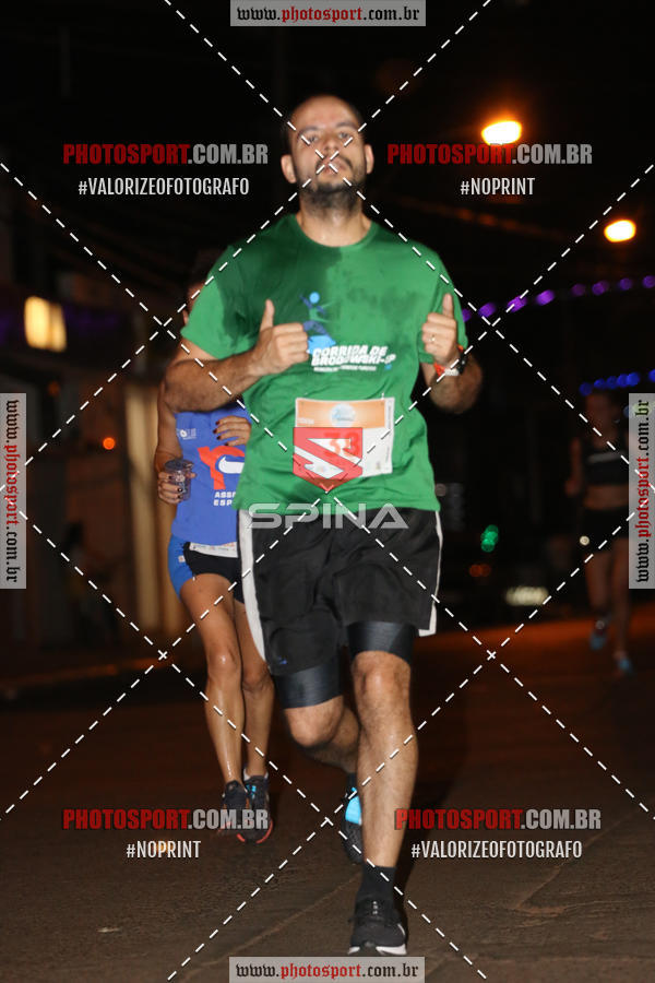 Buy your photos of the event70 CORRIDA DE BRODOWSKI on Fotop