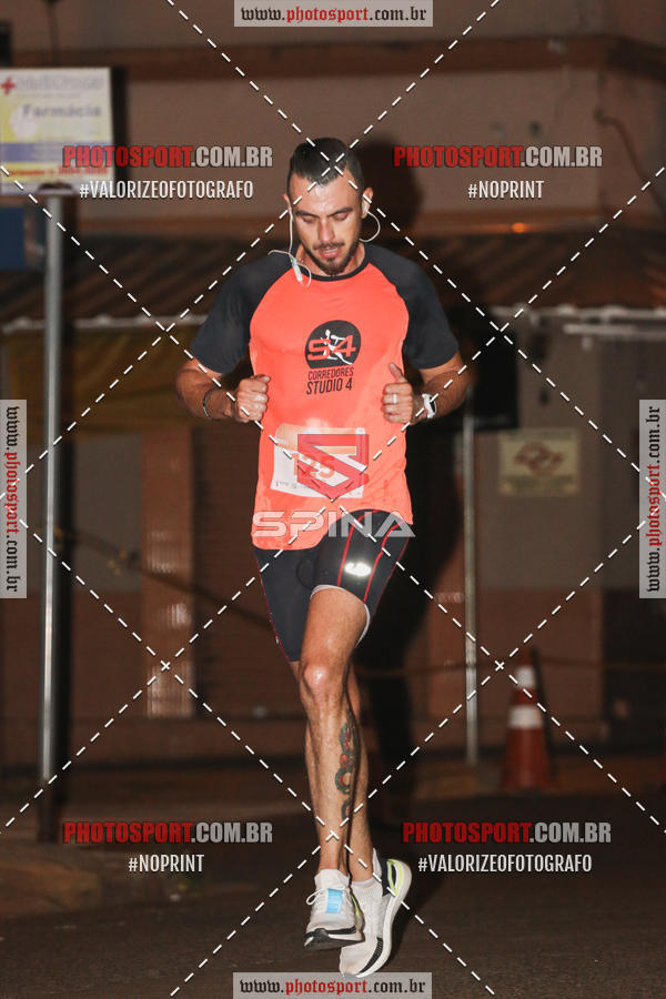 Buy your photos of the event70 CORRIDA DE BRODOWSKI on Fotop