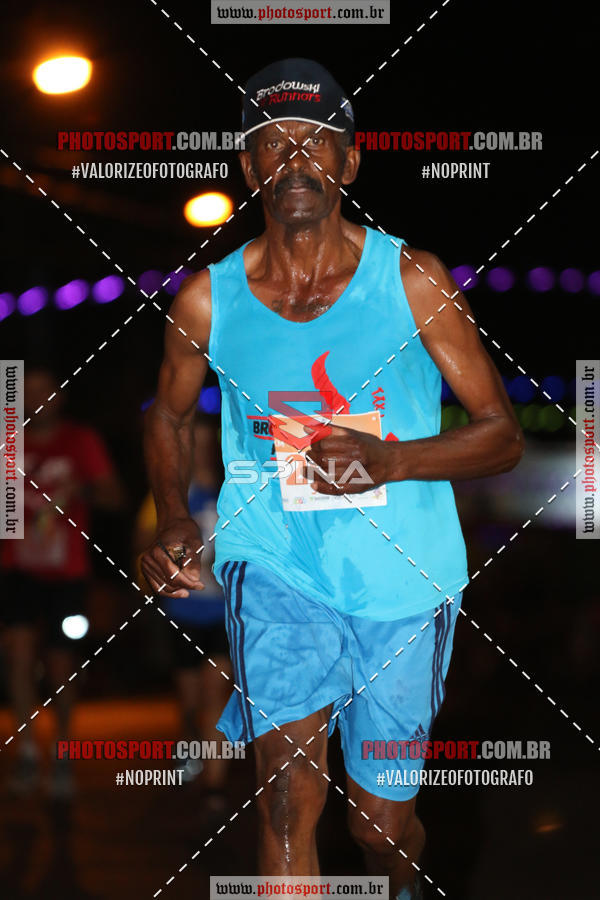 Buy your photos of the event70 CORRIDA DE BRODOWSKI on Fotop