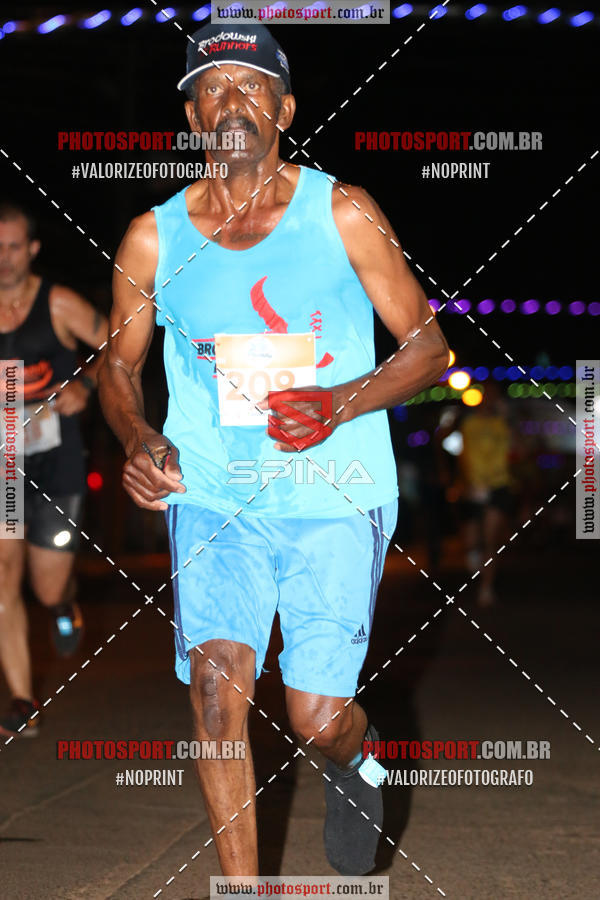 Buy your photos of the event70 CORRIDA DE BRODOWSKI on Fotop