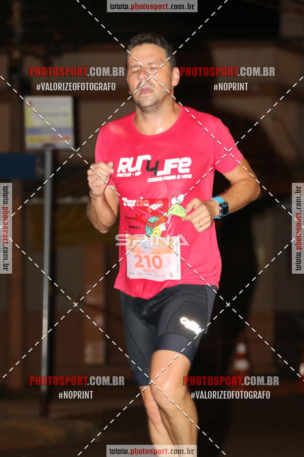 Buy your photos of the event70 CORRIDA DE BRODOWSKI on Fotop