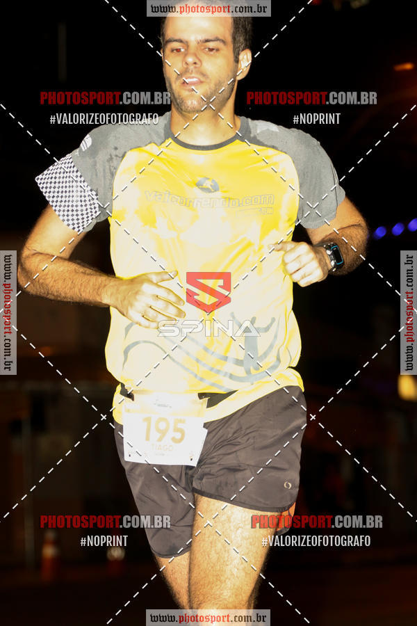 Buy your photos of the event70 CORRIDA DE BRODOWSKI on Fotop