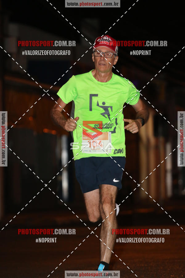 Buy your photos of the event70 CORRIDA DE BRODOWSKI on Fotop