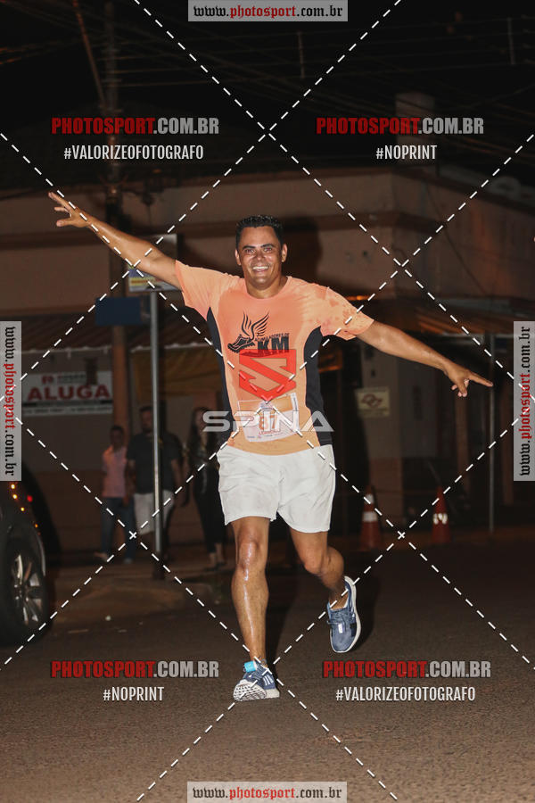 Buy your photos of the event70 CORRIDA DE BRODOWSKI on Fotop